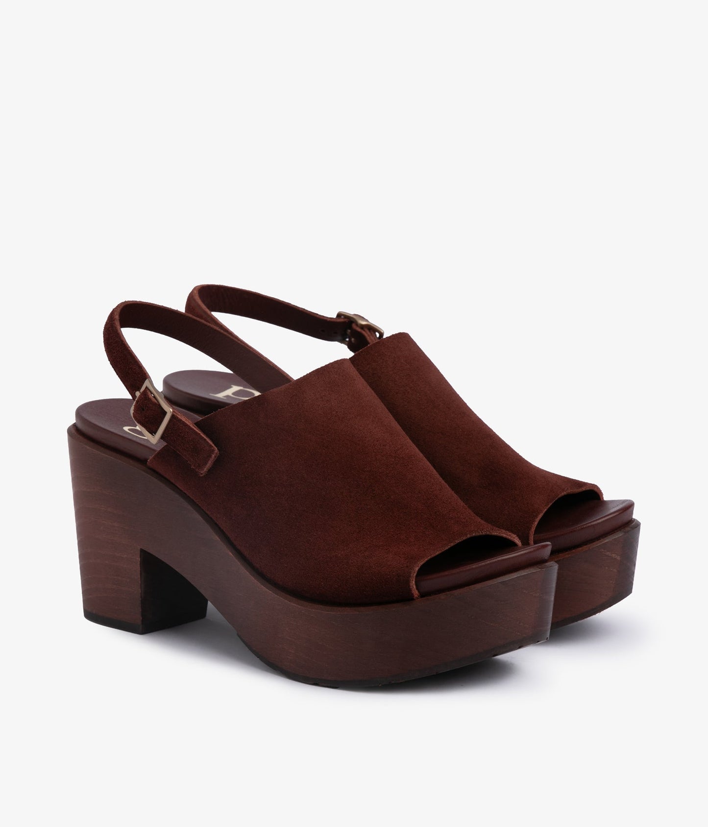 daura / brunette castoro-brunette pine