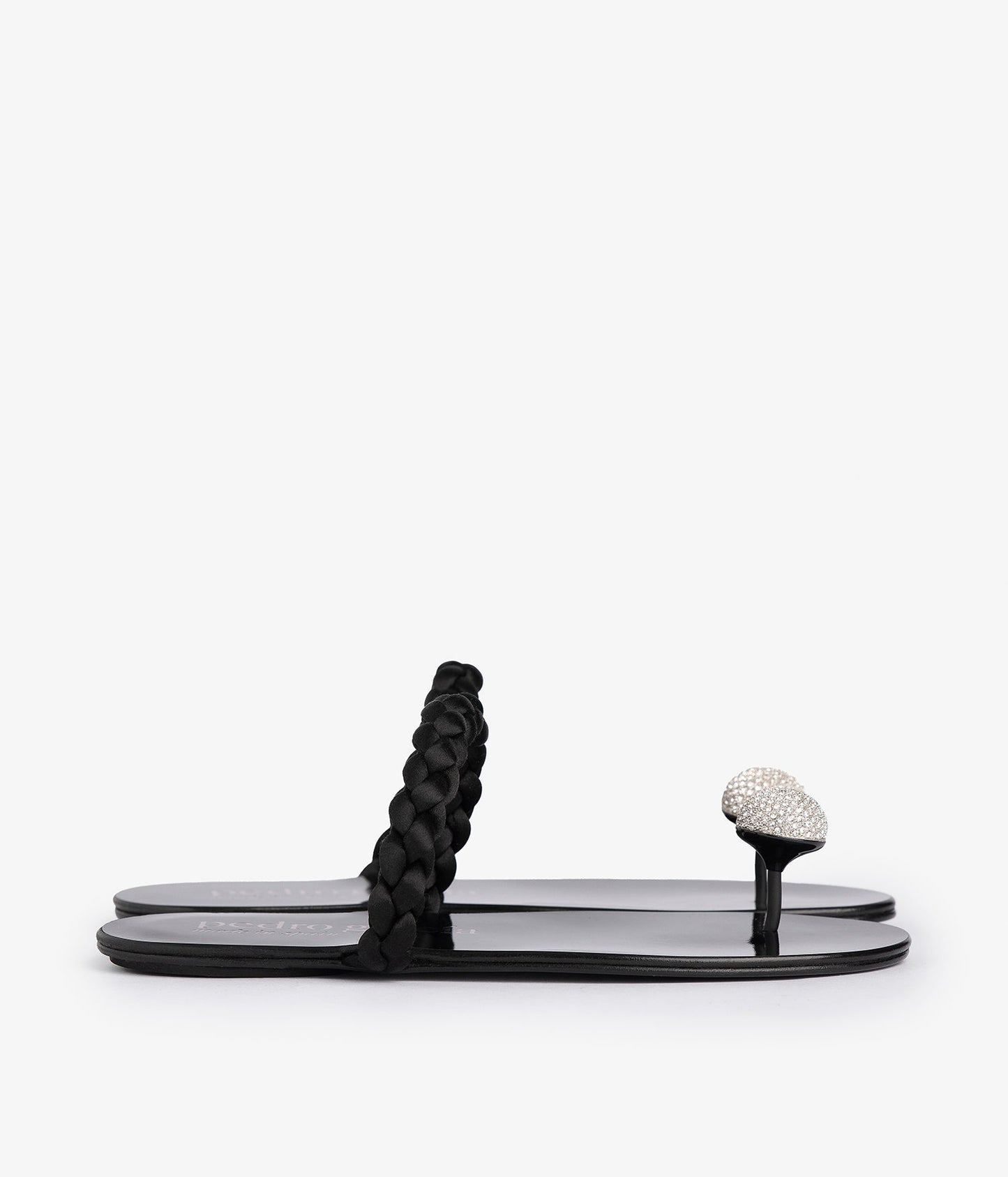 PIPA 02BLACKSATIN 01