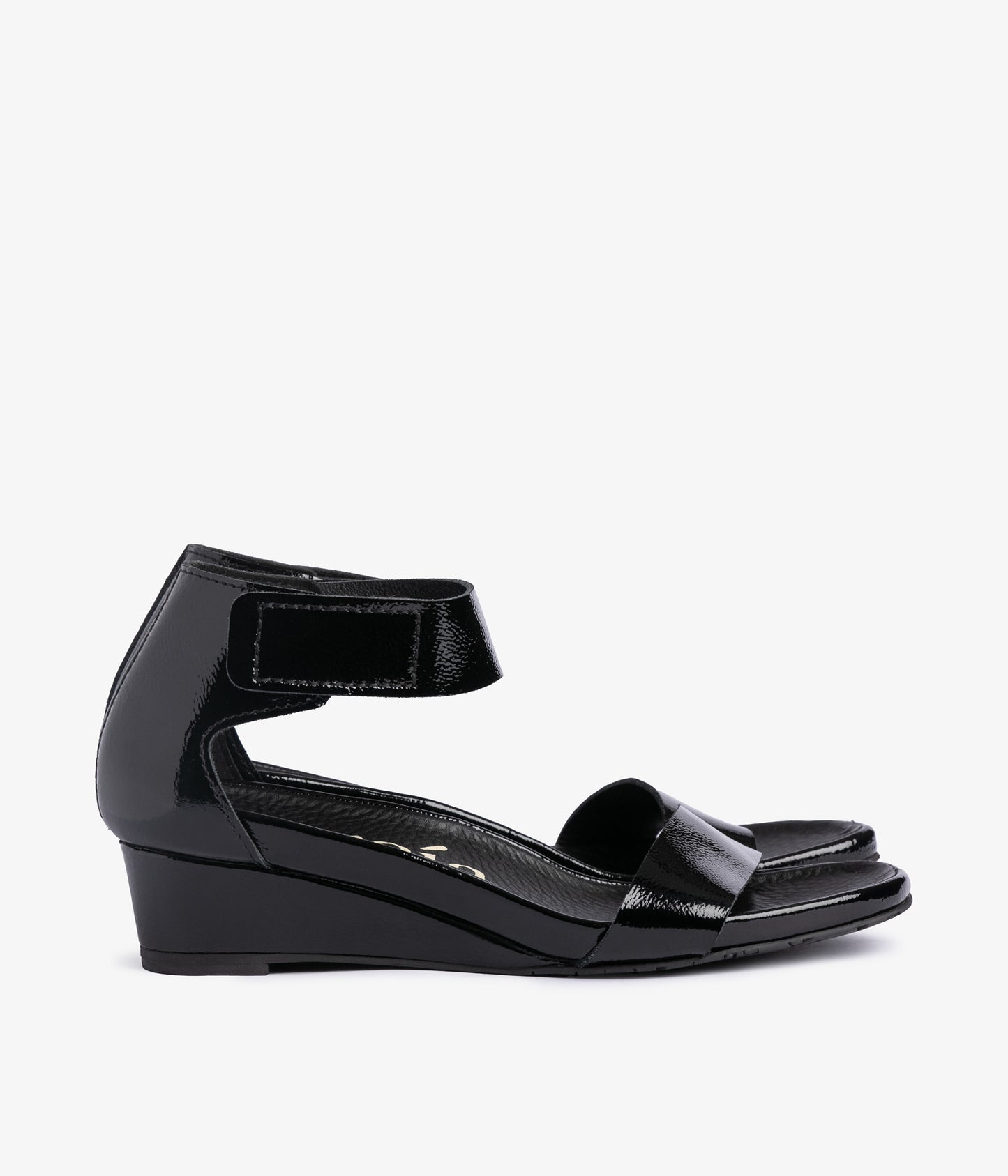 wassila / black castoro naplack