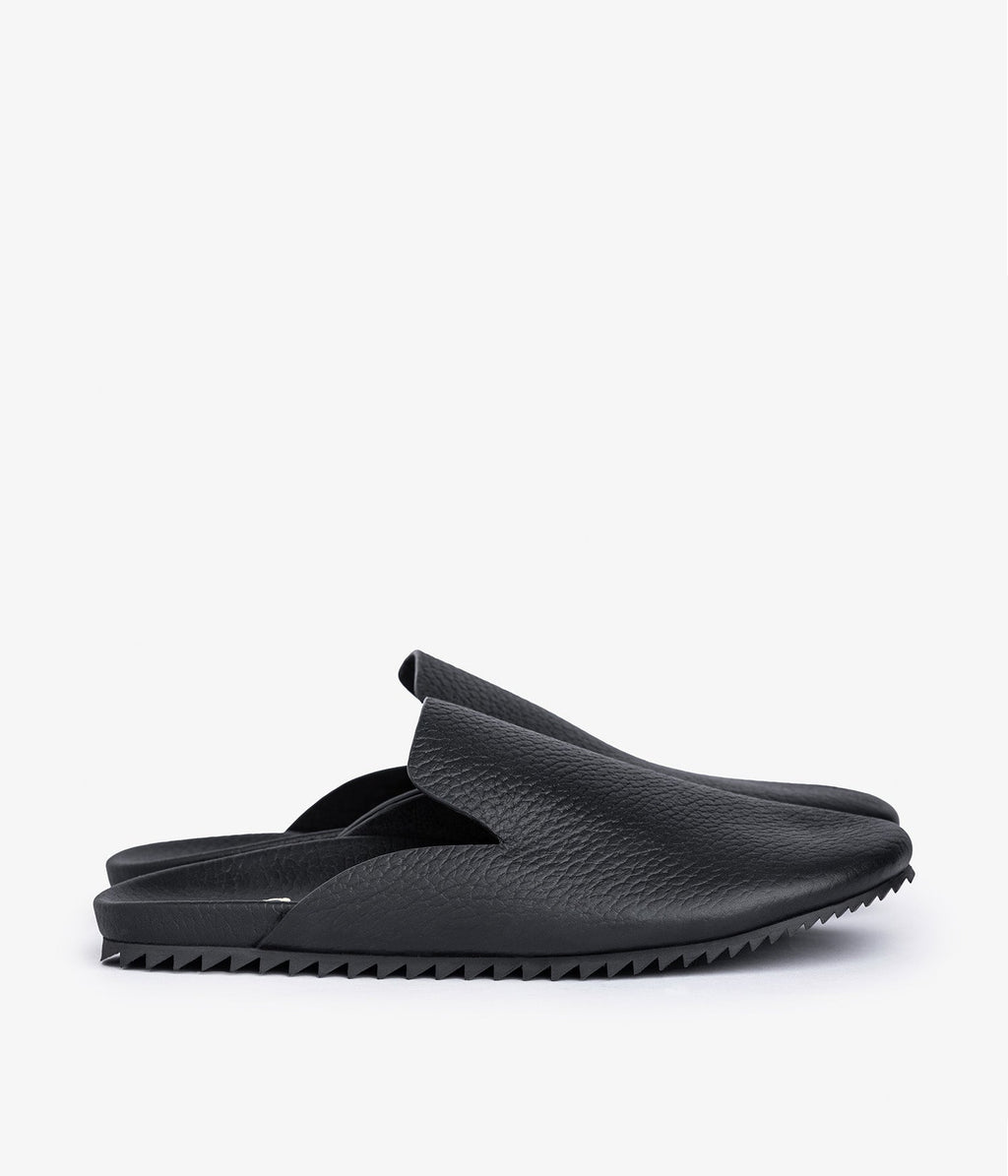 black leather mule braidy pedro garcia 3