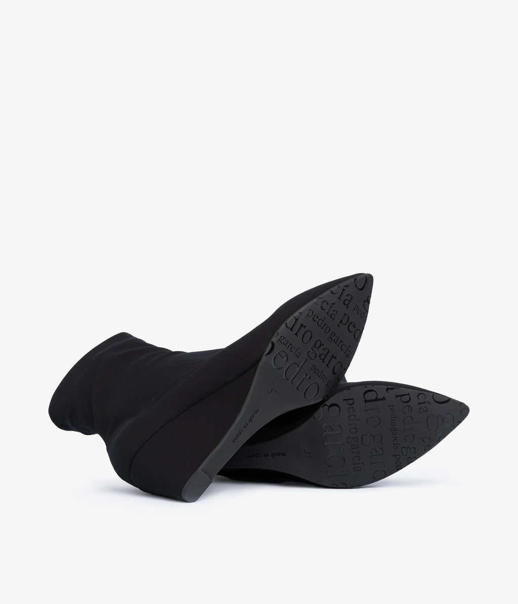 onira / black 2-way stretch