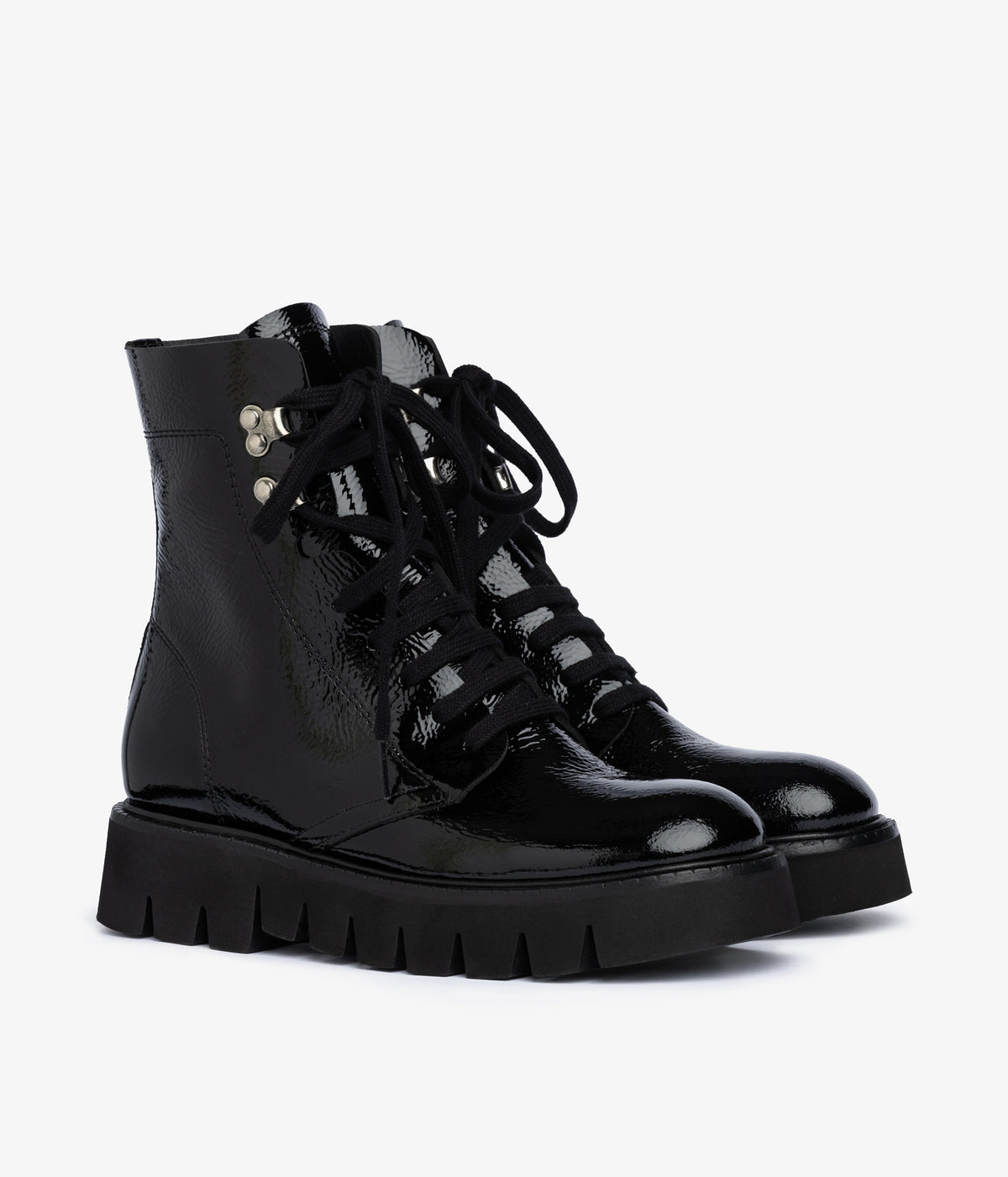 saira / black castoro naplack