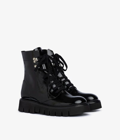 saira / black castoro naplack