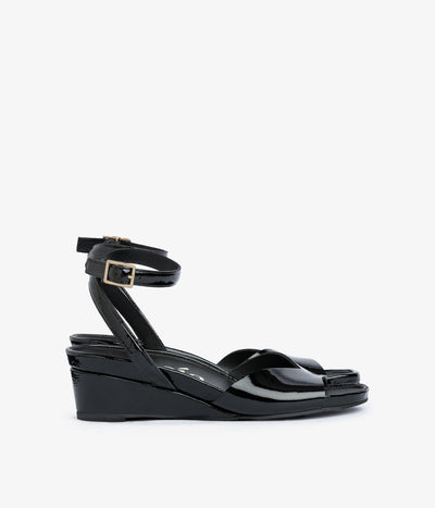 wamika / black castoro naplack