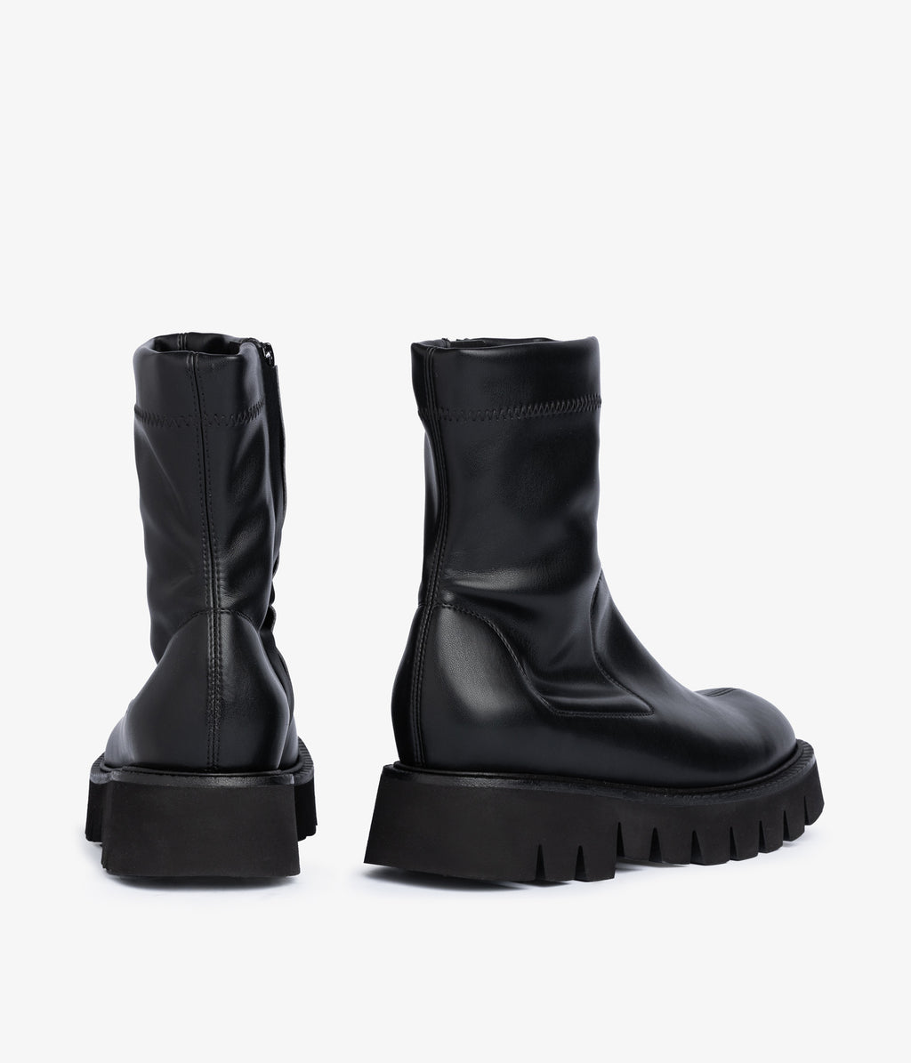selen / black leatherette
