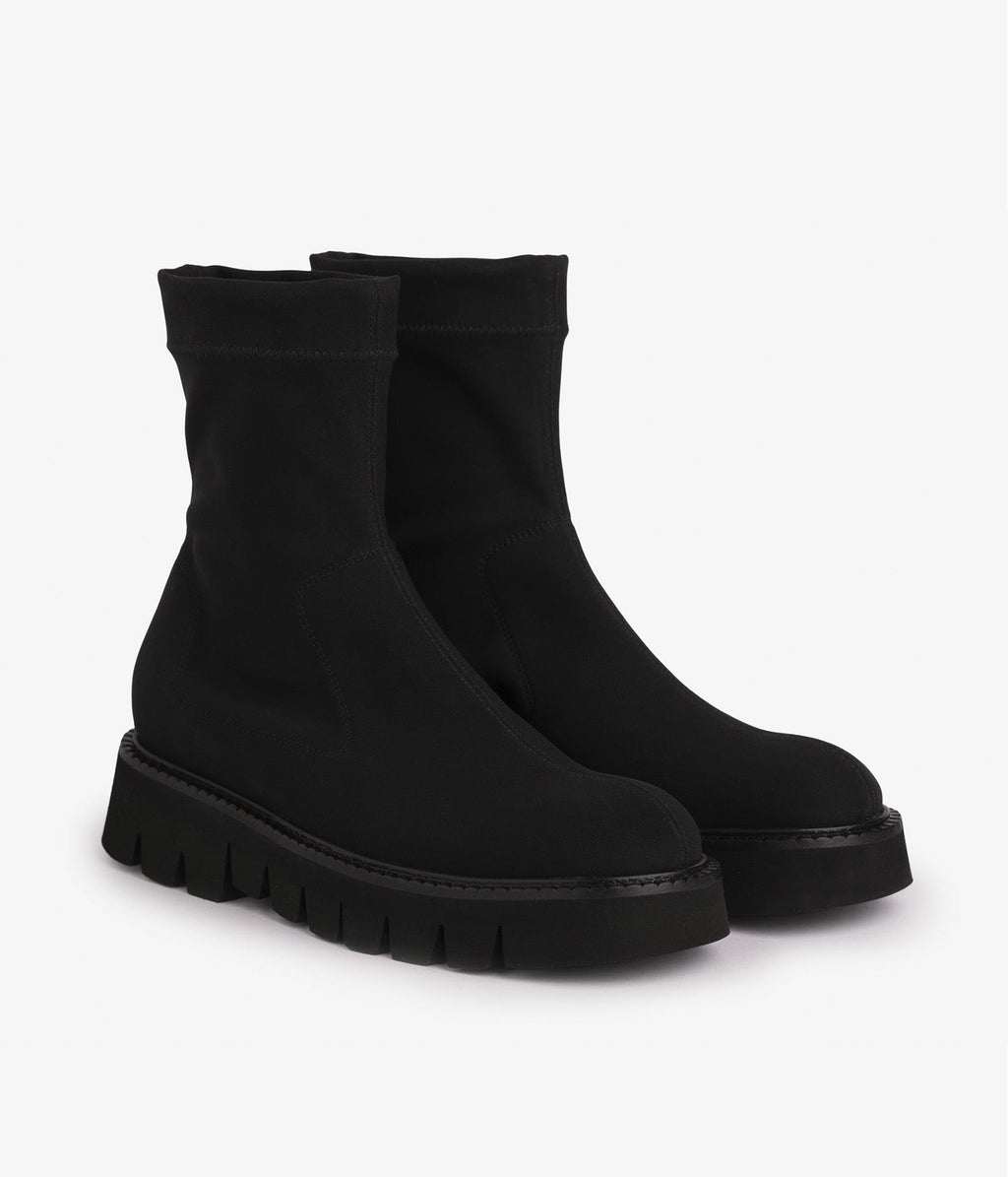 botin chelsea ante negro suela track selenpedro garcia 1