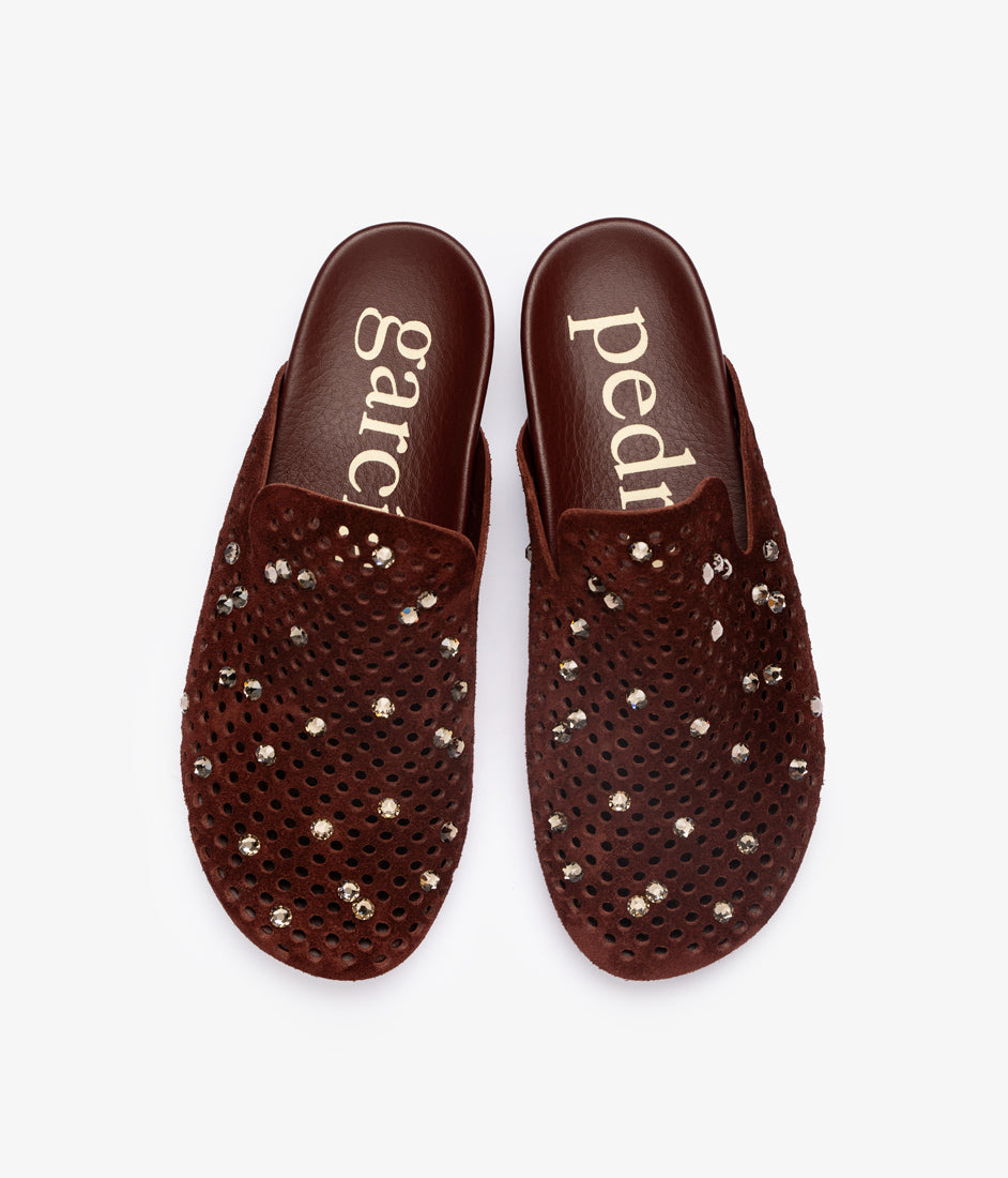 braidy / brunette castoro-crystal