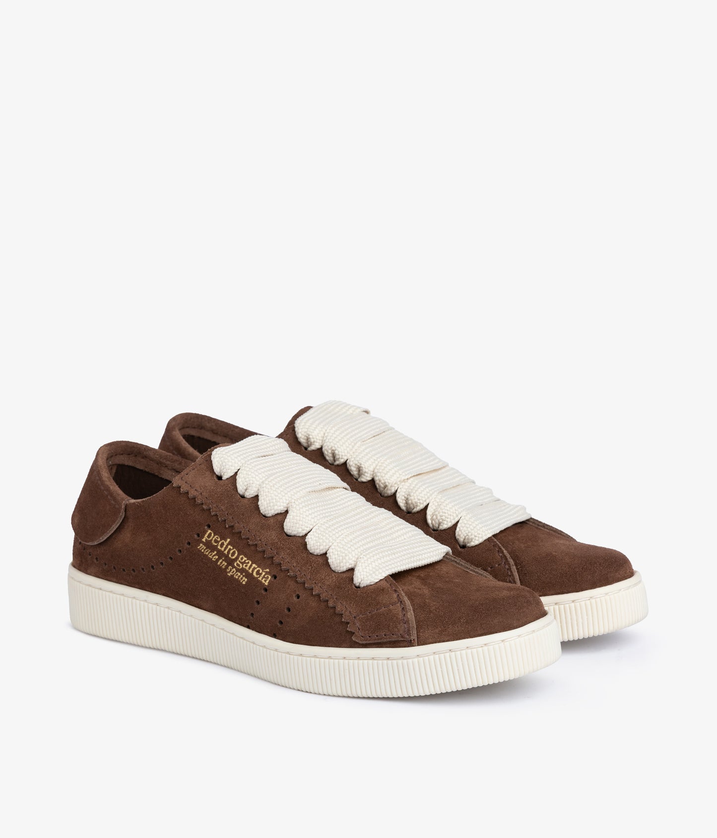 perry / chestnut castoro
