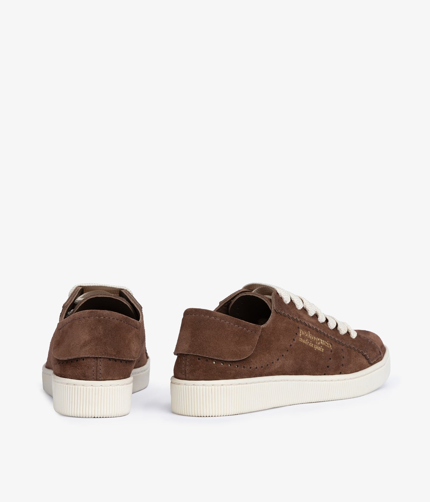 perry / chestnut castoro