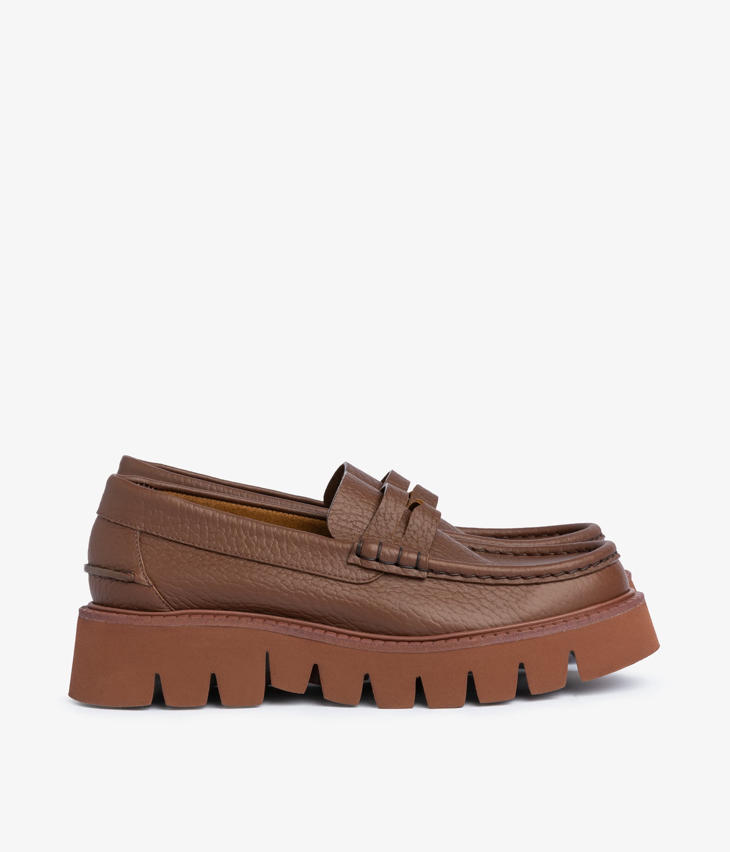 sebas / chestnut cervo-ros mat