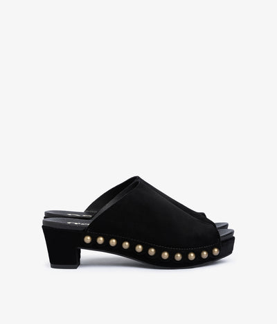nain / black castoro