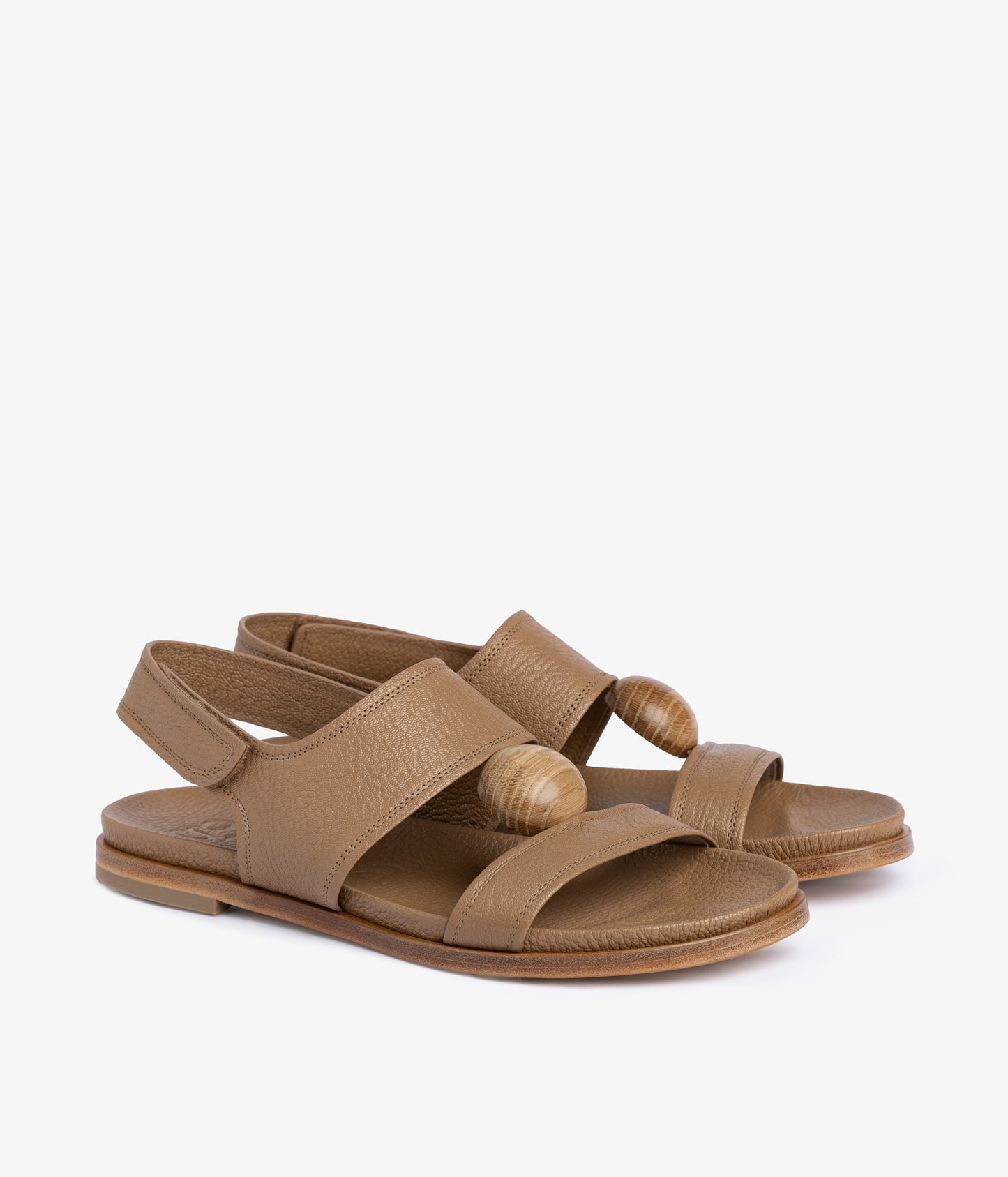 janica / beige petitgrain-oak