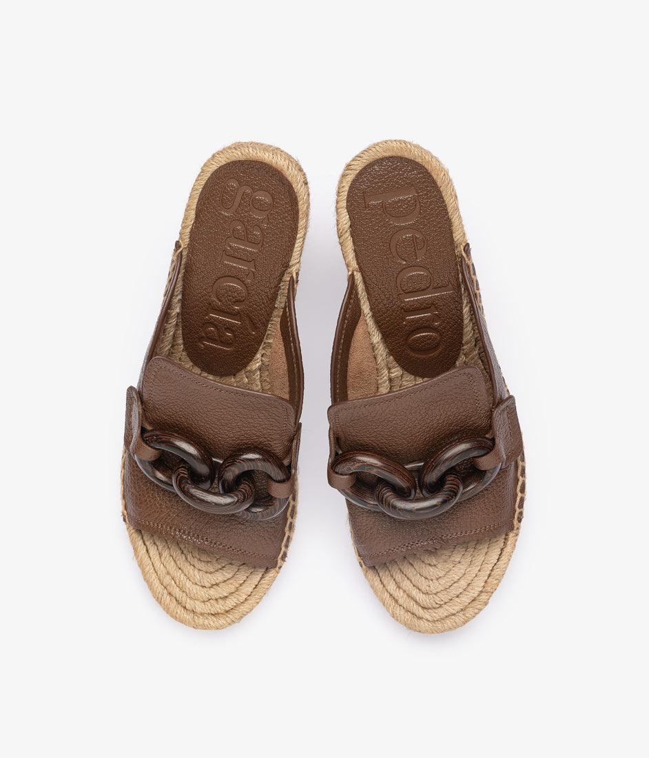 oliveta / chestnut petitgrain-wenge