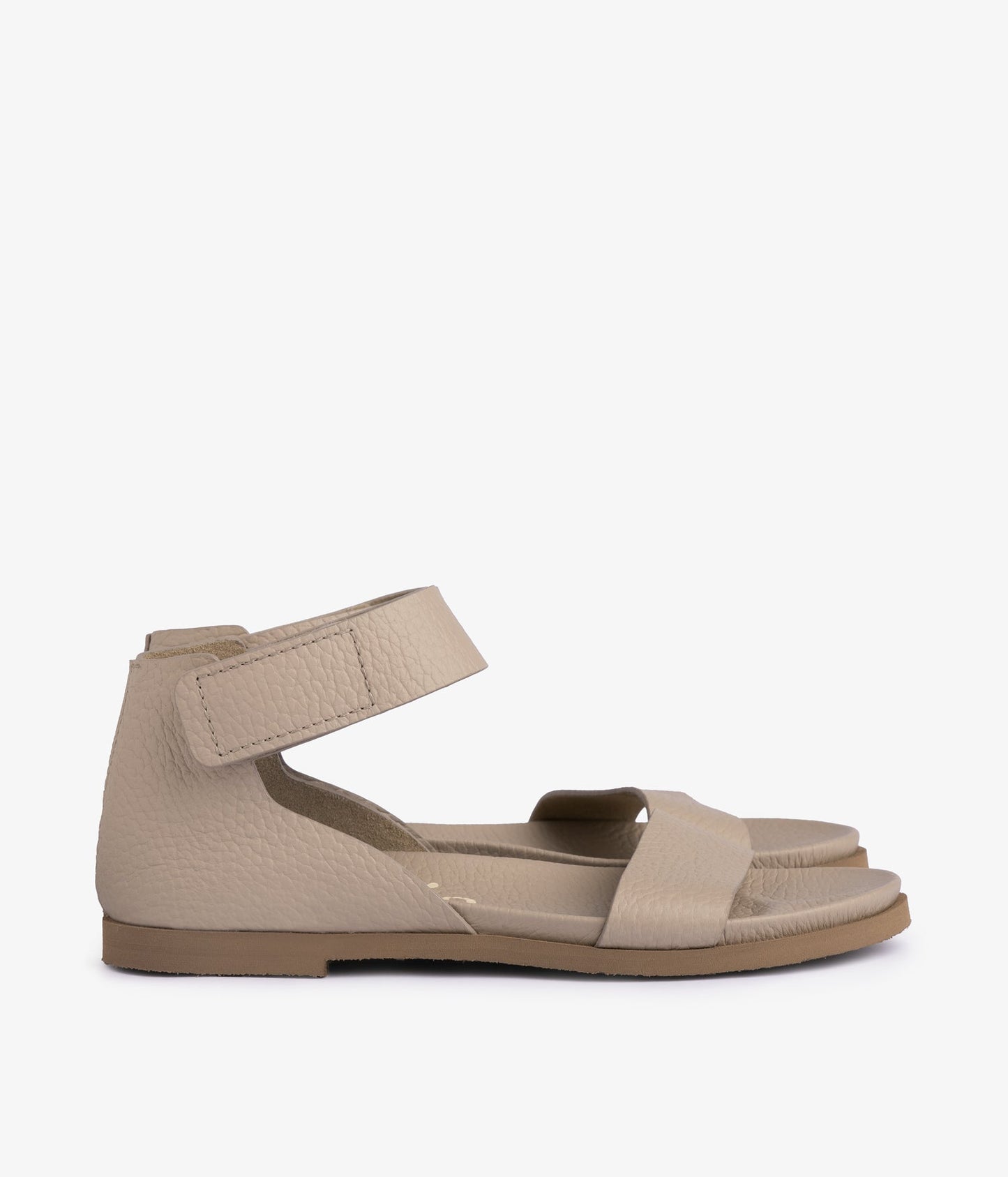 jalila / oyster cervo