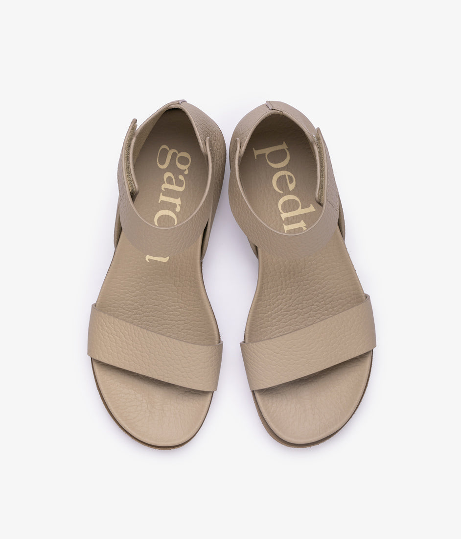 jalila / oyster cervo