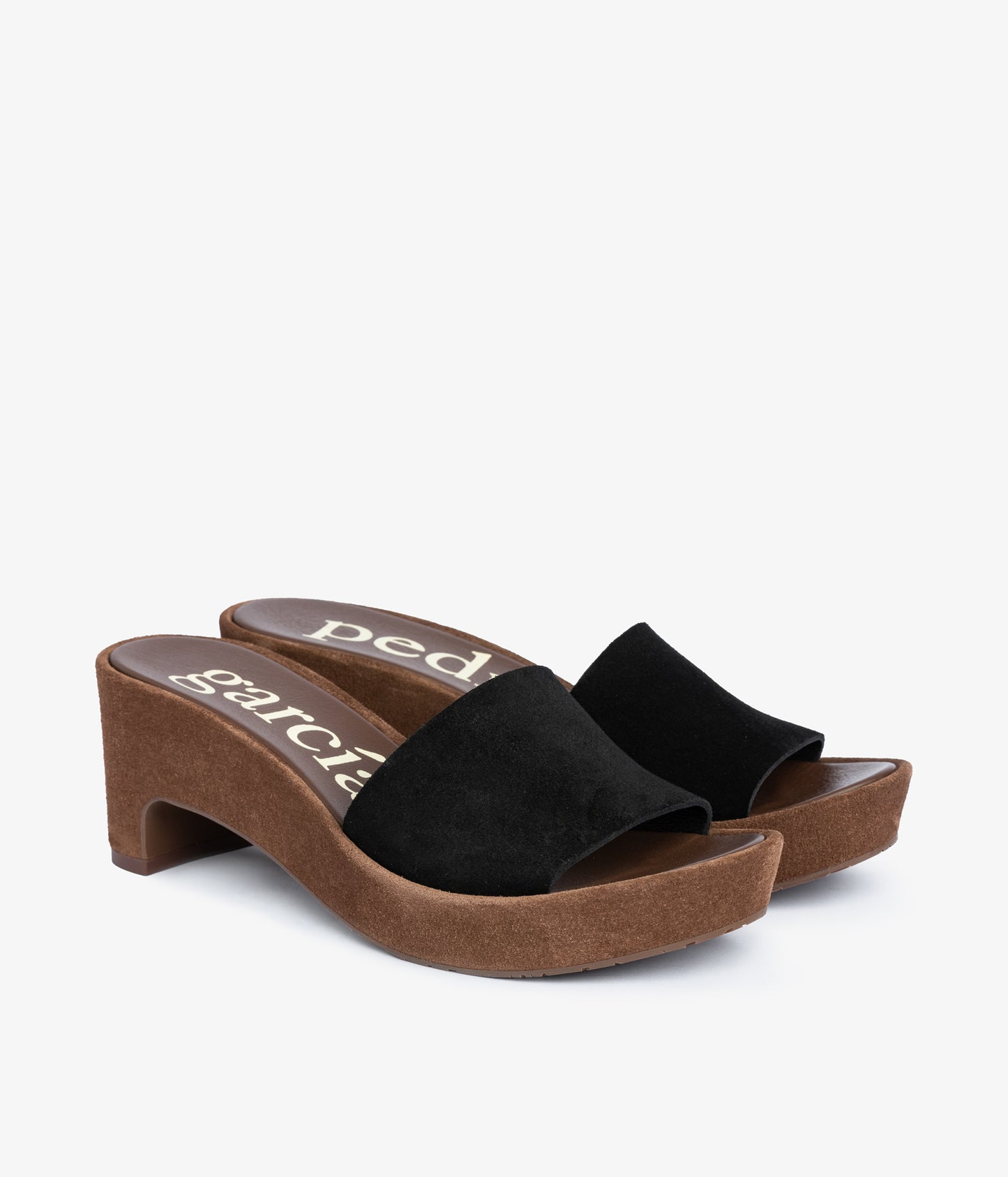 diedra / black castoro-chestnut castoro