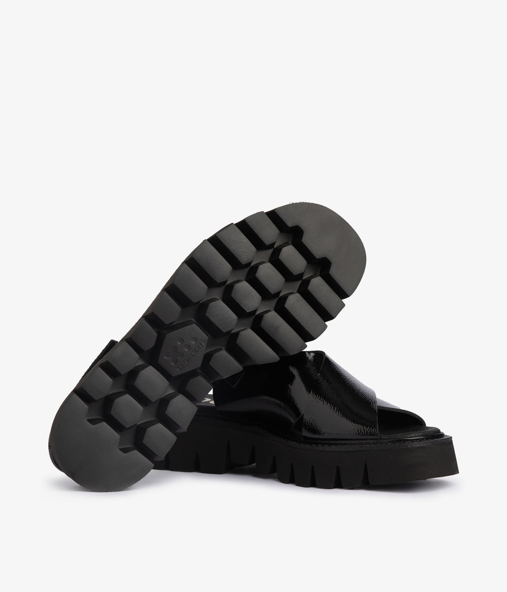 reme / black castoro naplack