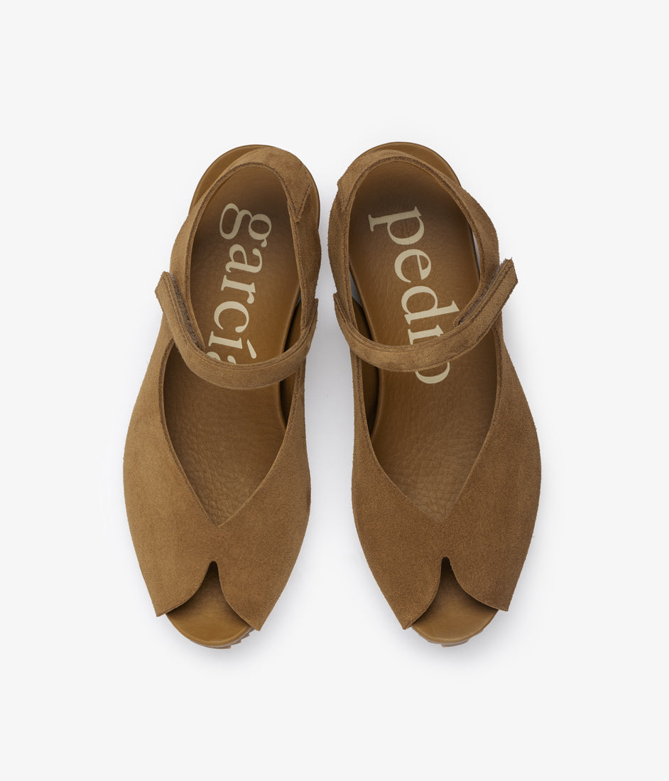 mary jane ante beige kimmy aw25 pedro garcia 4