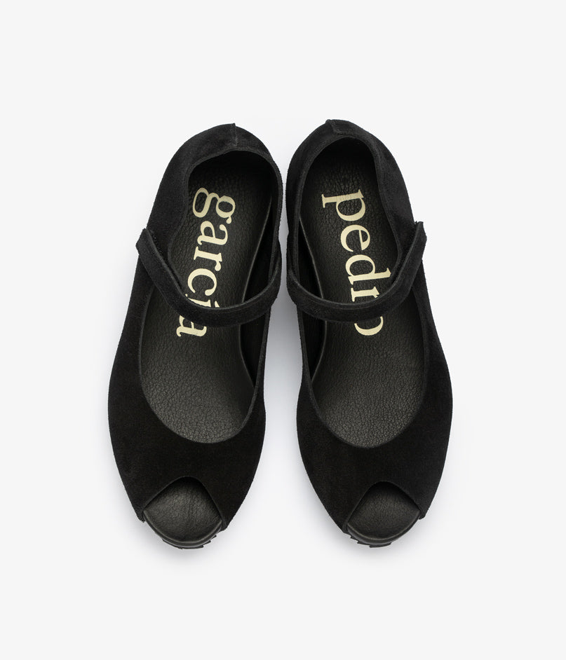 mary jane black suede kalista aw25 pedro garcia 3