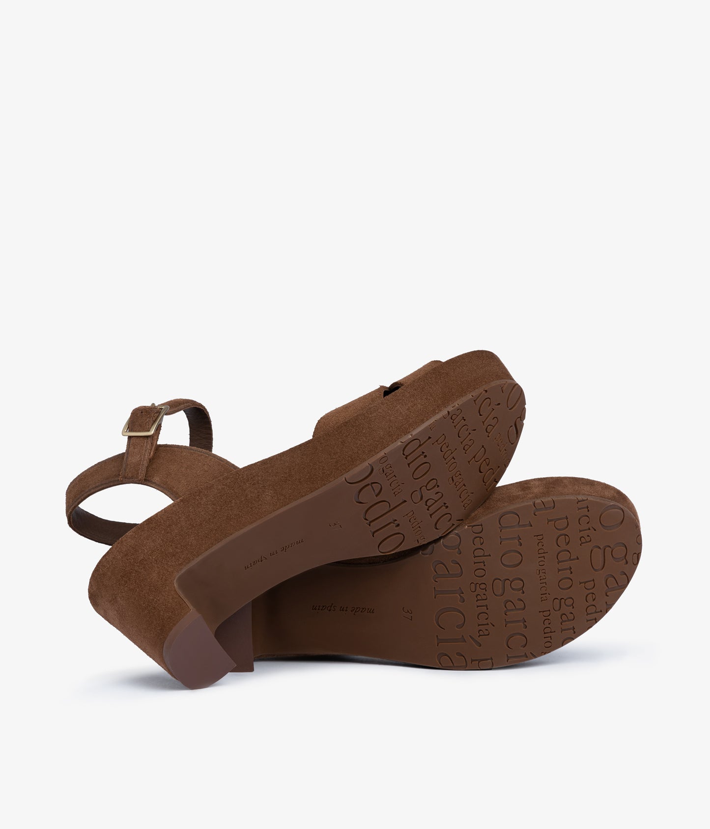 dido / chestnut castoro