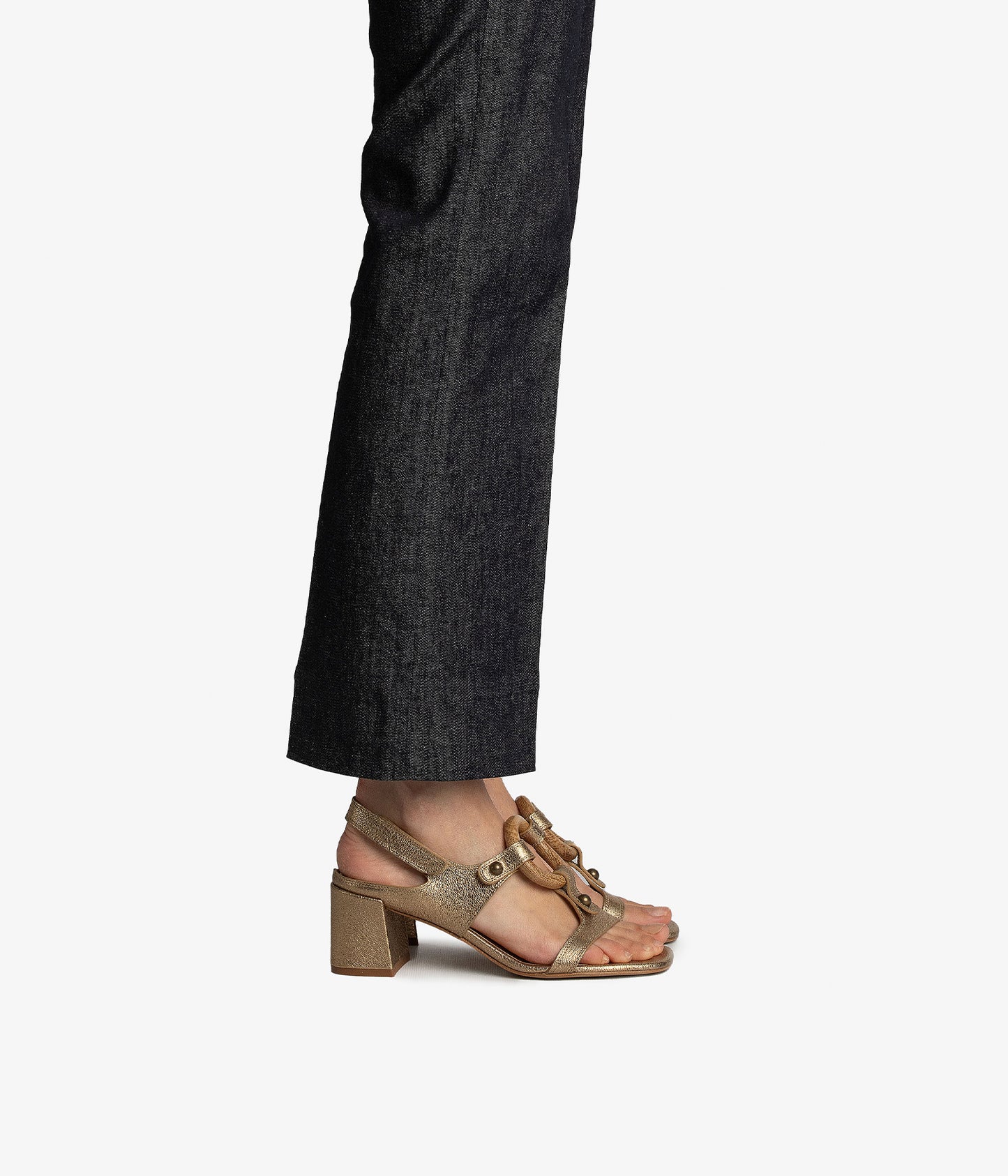 ulina / nugget petitgrain-oak