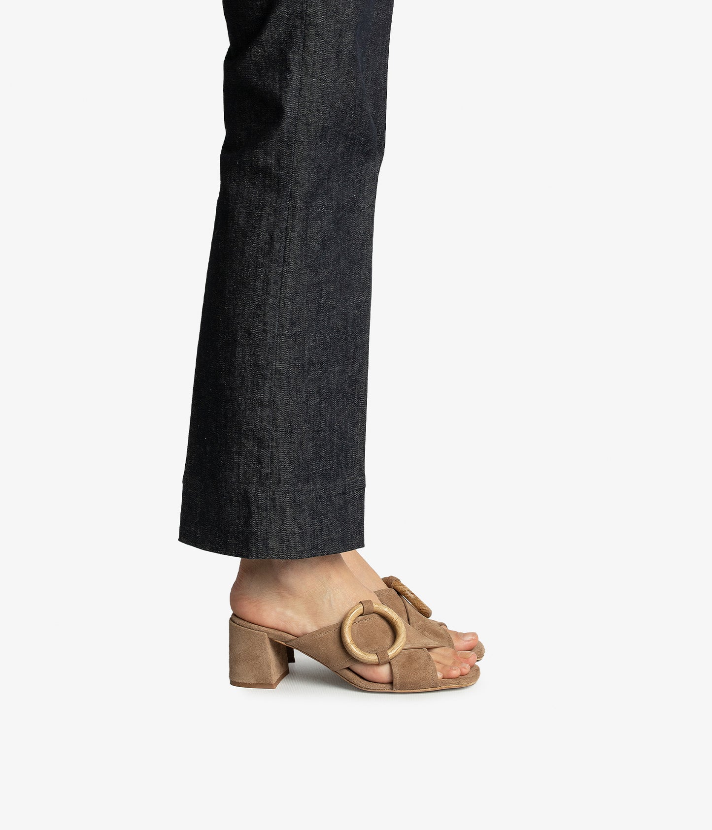 uxia / beige plush sude oak