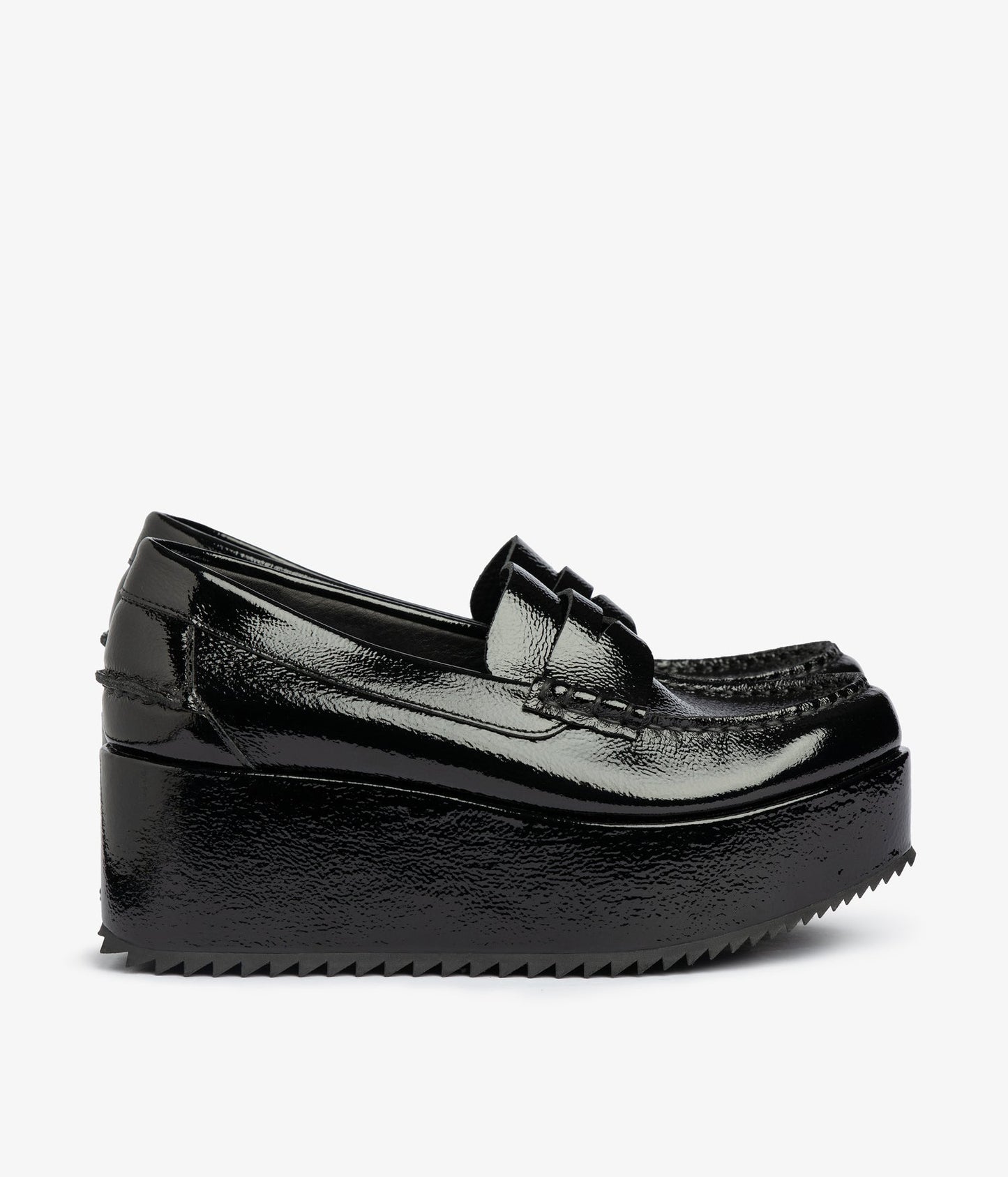 nusa / black castoro naplack