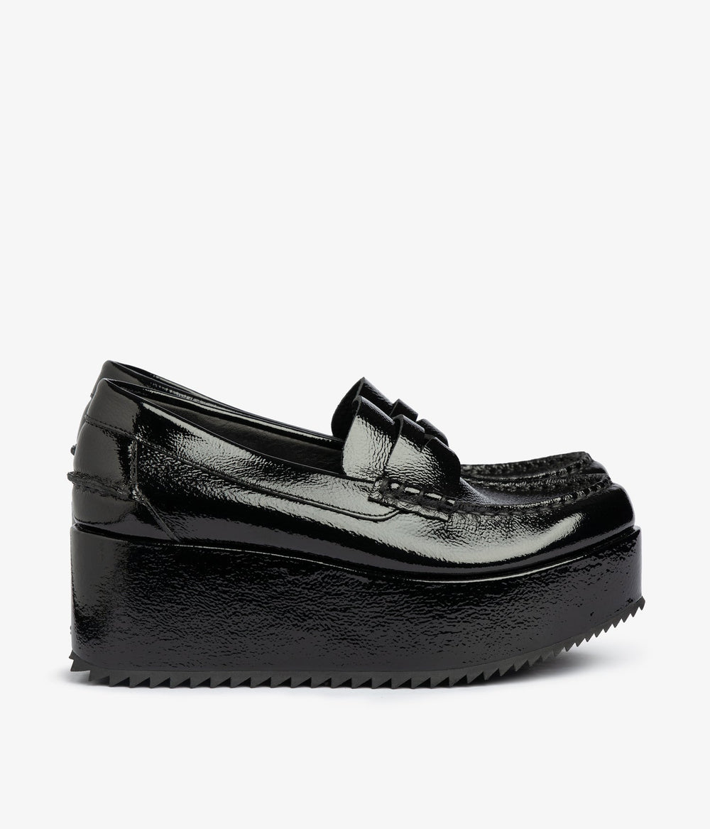 nusa / black castoro naplack