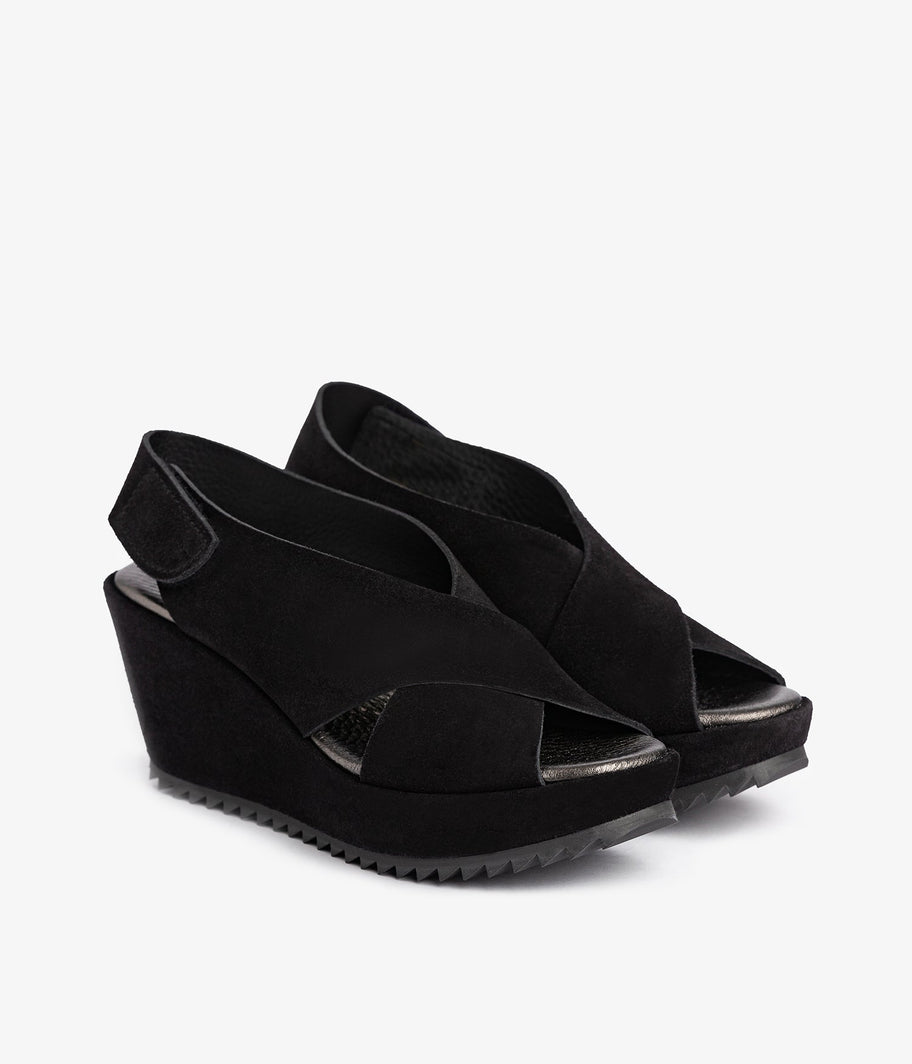 pedro garcia criss cross wedge black castoro ess 2