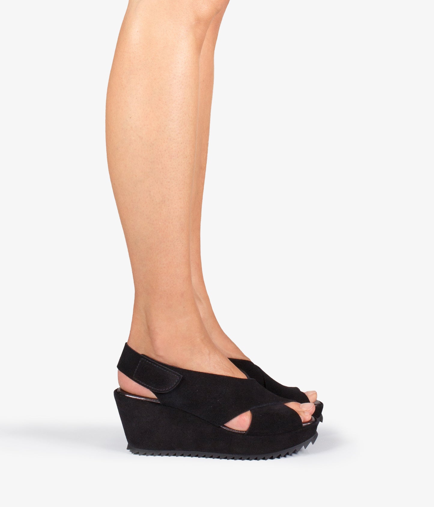 pedro garcia criss cross wedge black castoro ess 5