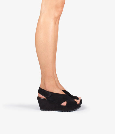 pedro garcia criss cross wedge black castoro ess 2