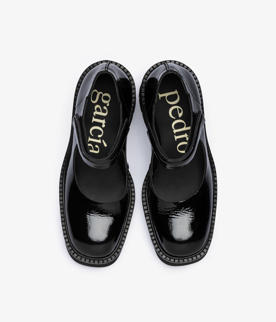zorana / black castoro naplack