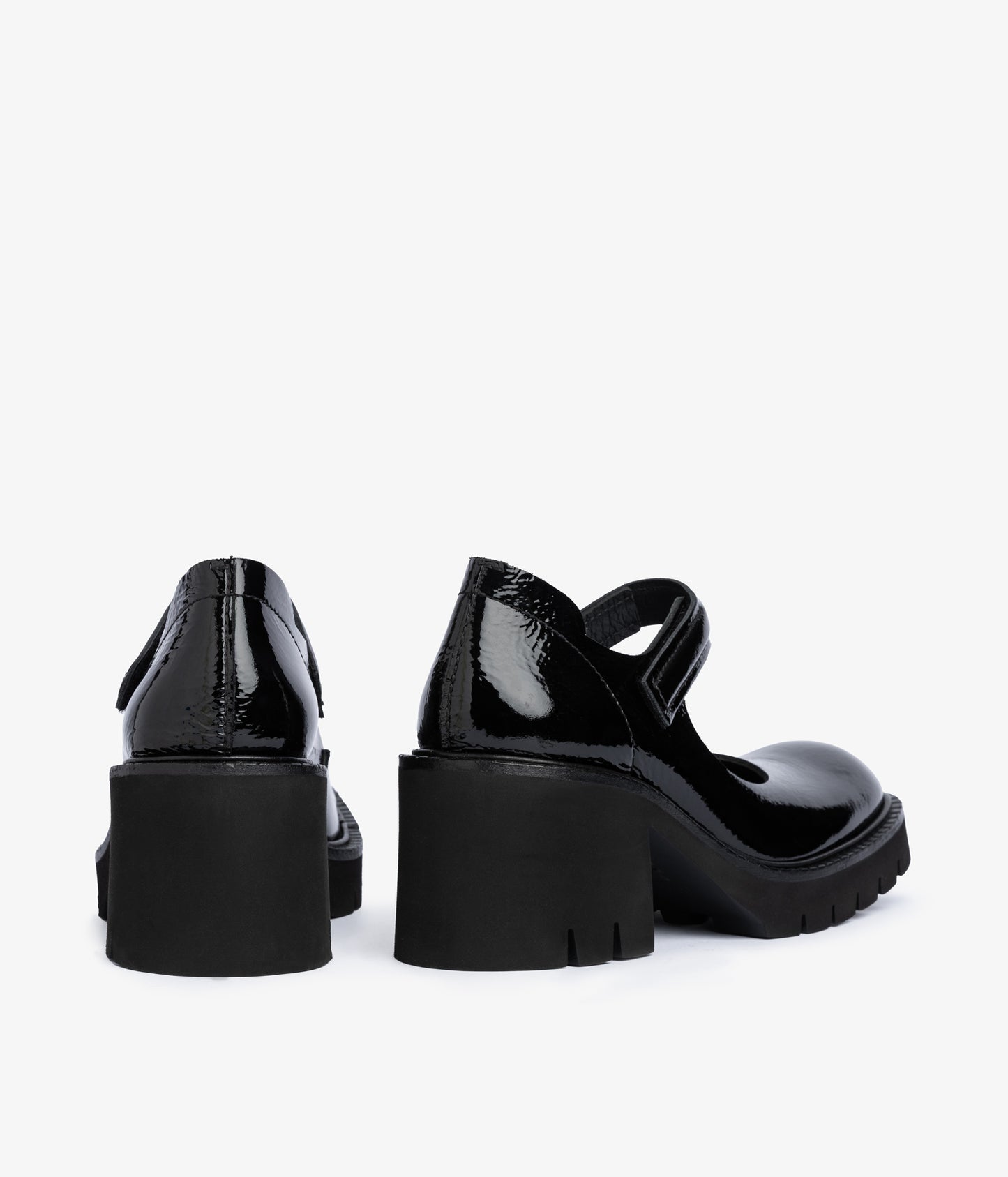 zorana / black castoro naplack