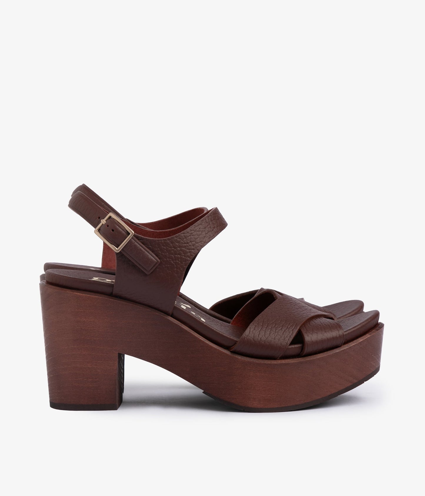 darby / brunette cervo-brunette pine