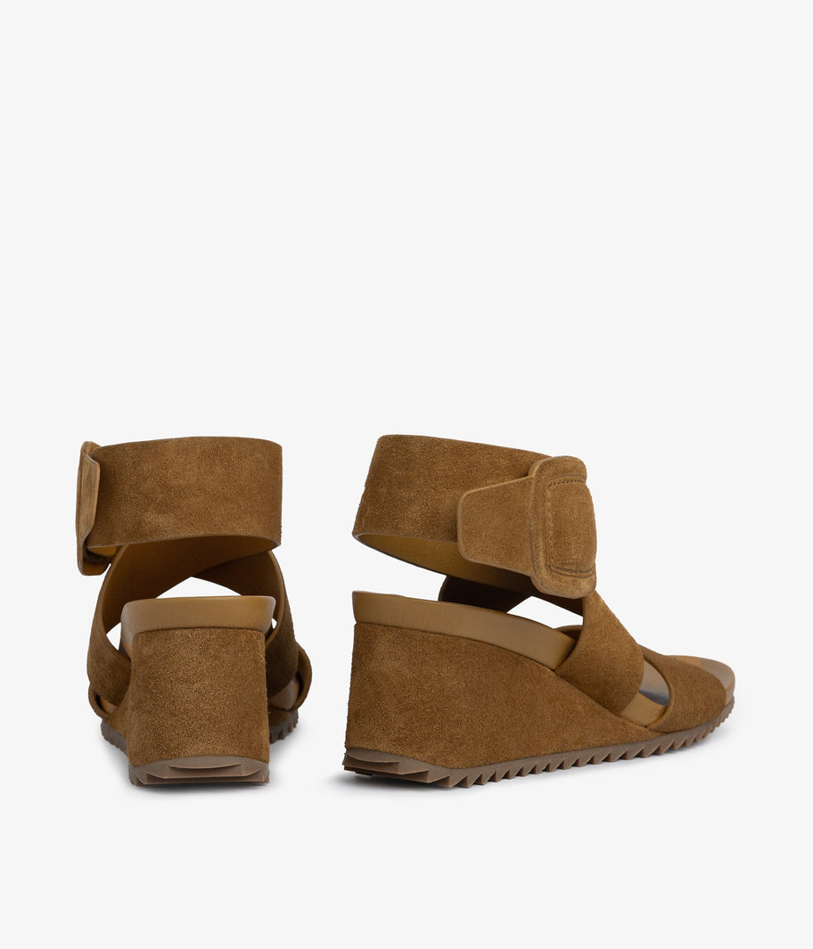 sandalia cun aa ante beige cande aw25 pedro garcia 4