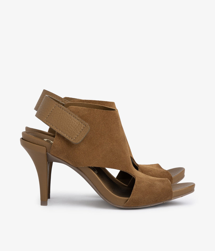 sandalia tacon ante MARRON yImina aw25 pedro garcia 3