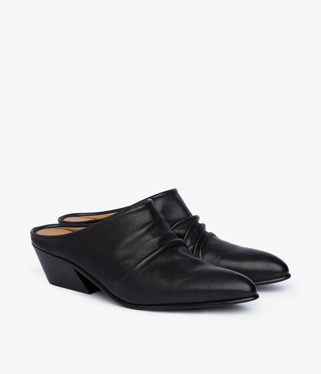 helenka / black clarabelle