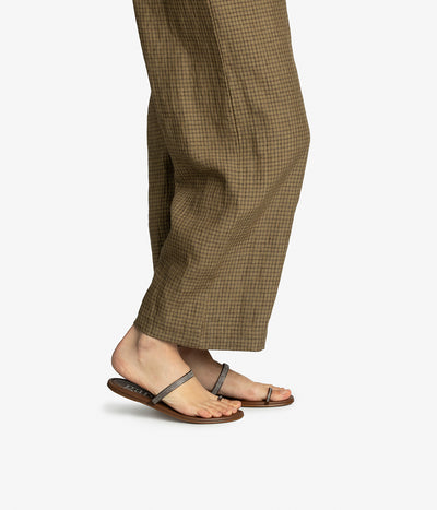 pita / nutmeg satin-greige