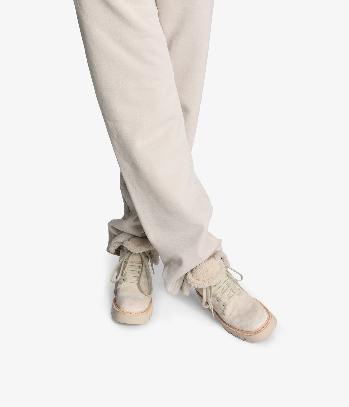 saira / nacre velour