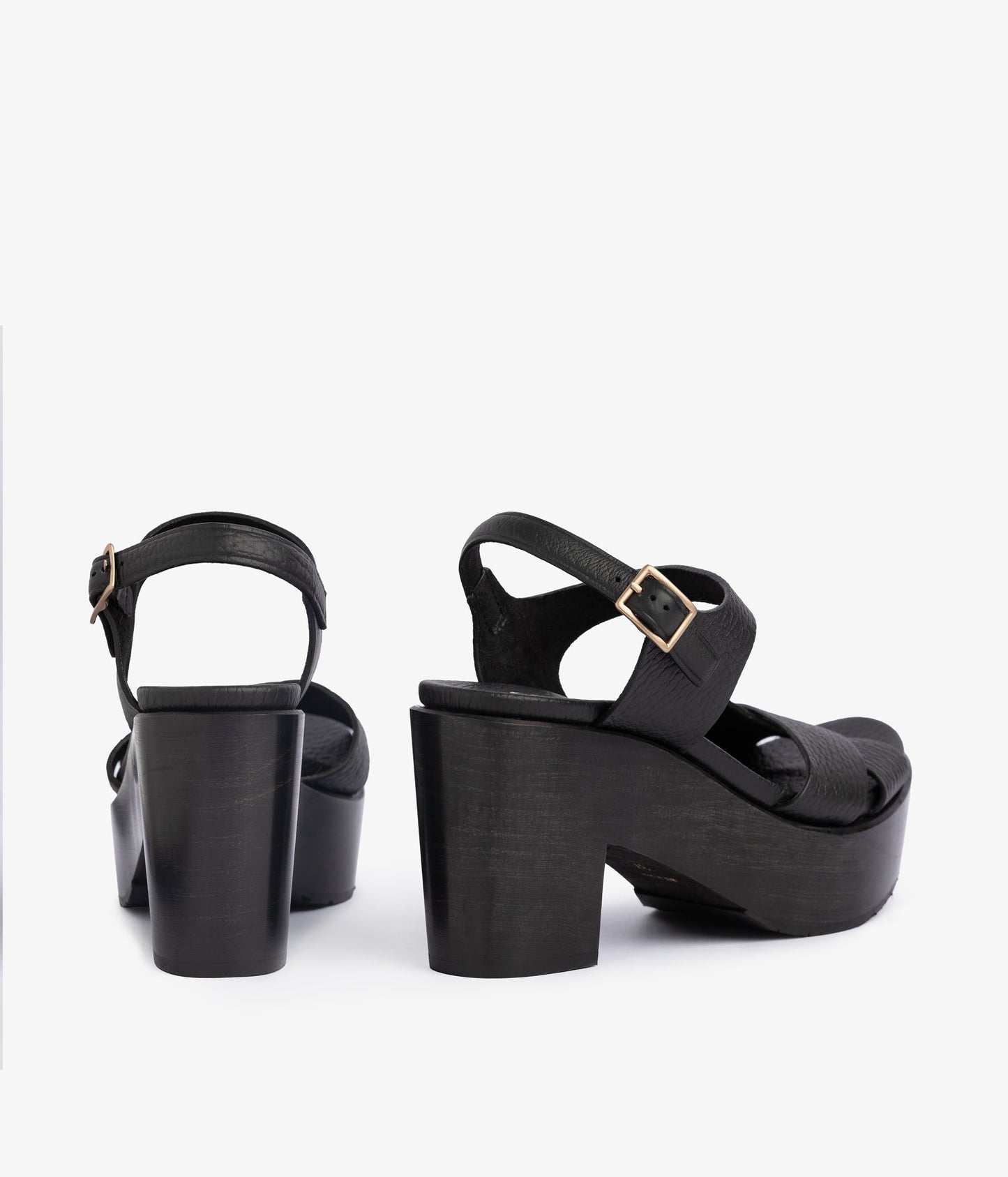 darby / black cervo-black pine