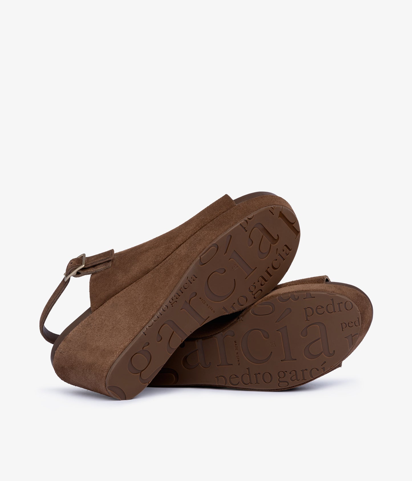 alvara / chestnut castoro