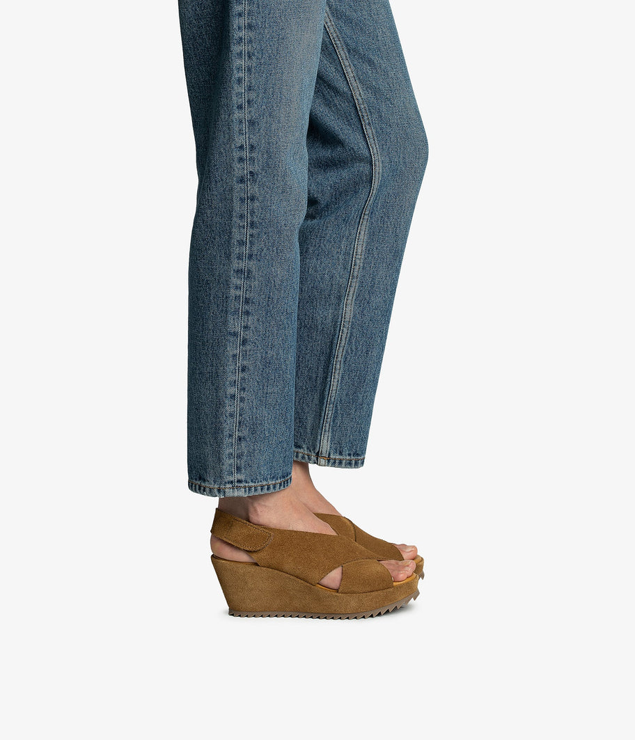 wedge criss cross sandal beige sandal federica aw25 pedro garcia 2