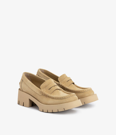 wedge loafer beige suede aw25 pedro garcia 1