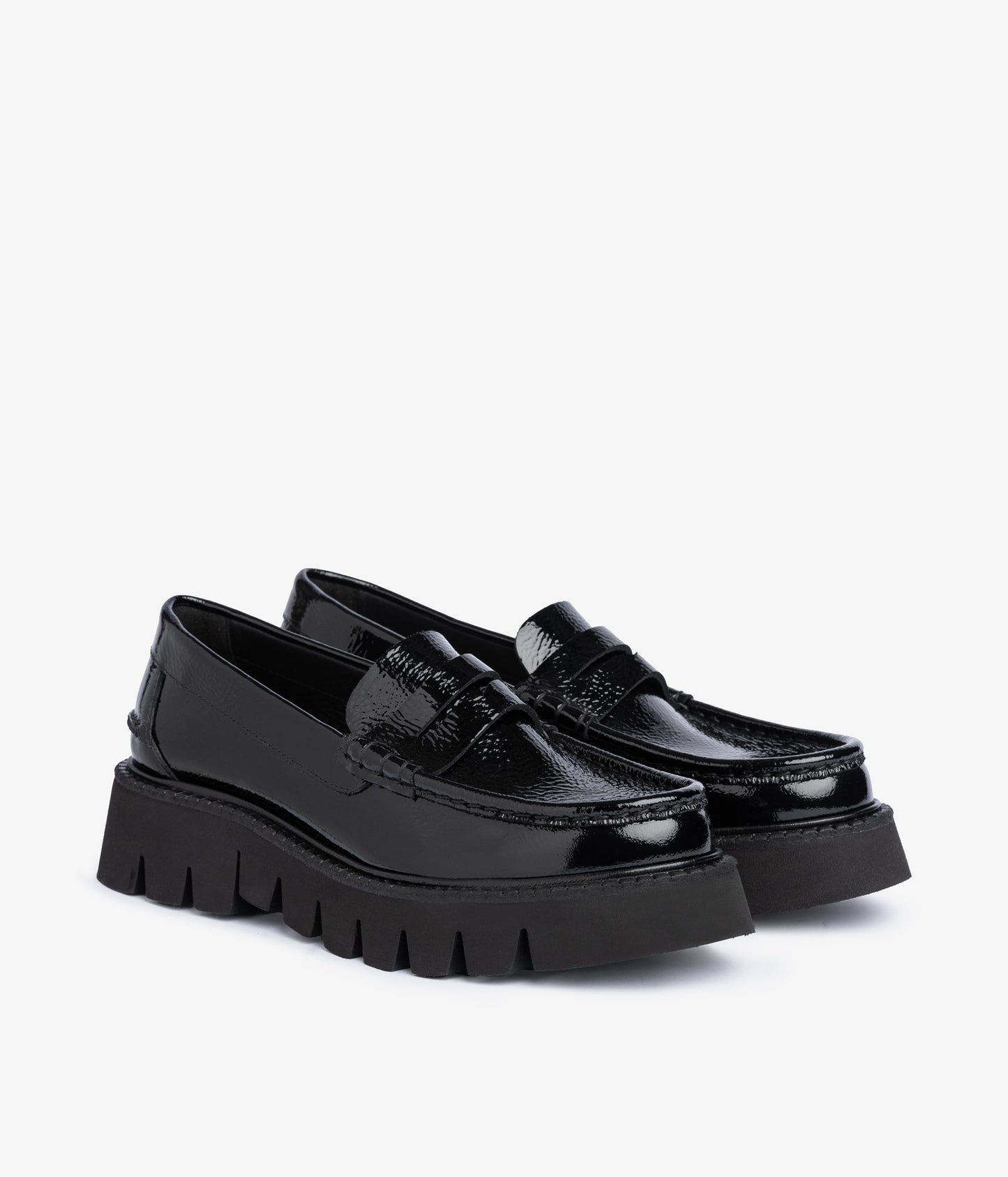 sebas / black naplack-black