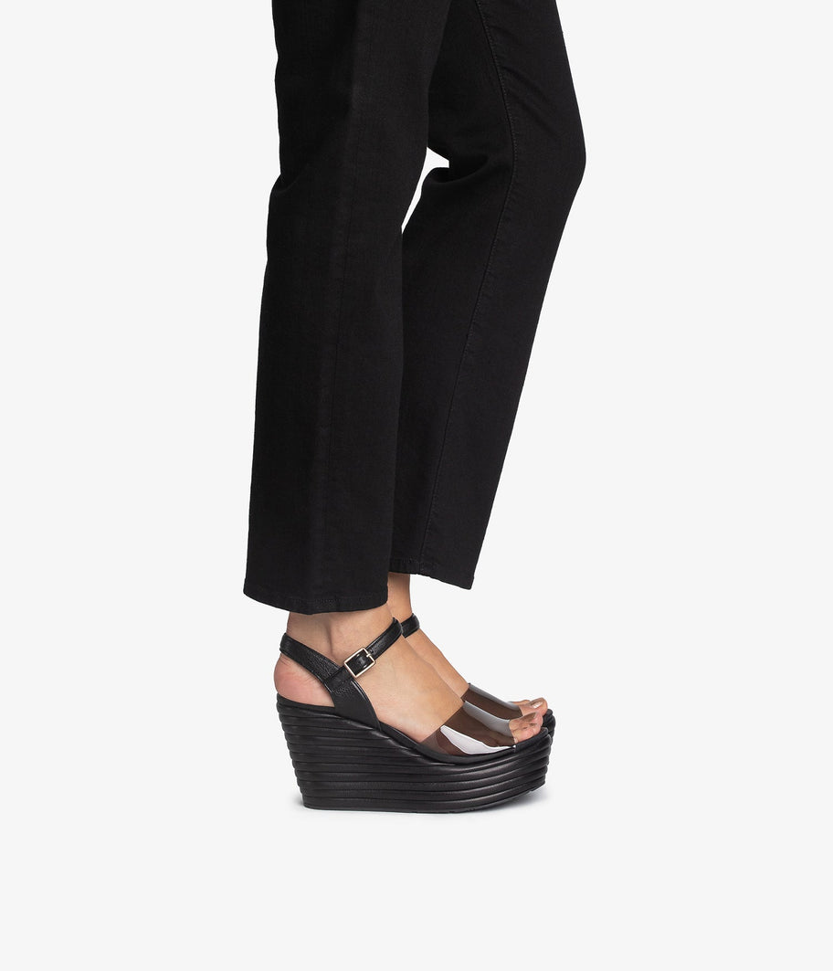 wedge sandal black leather danila aw25 pedro garcia 3