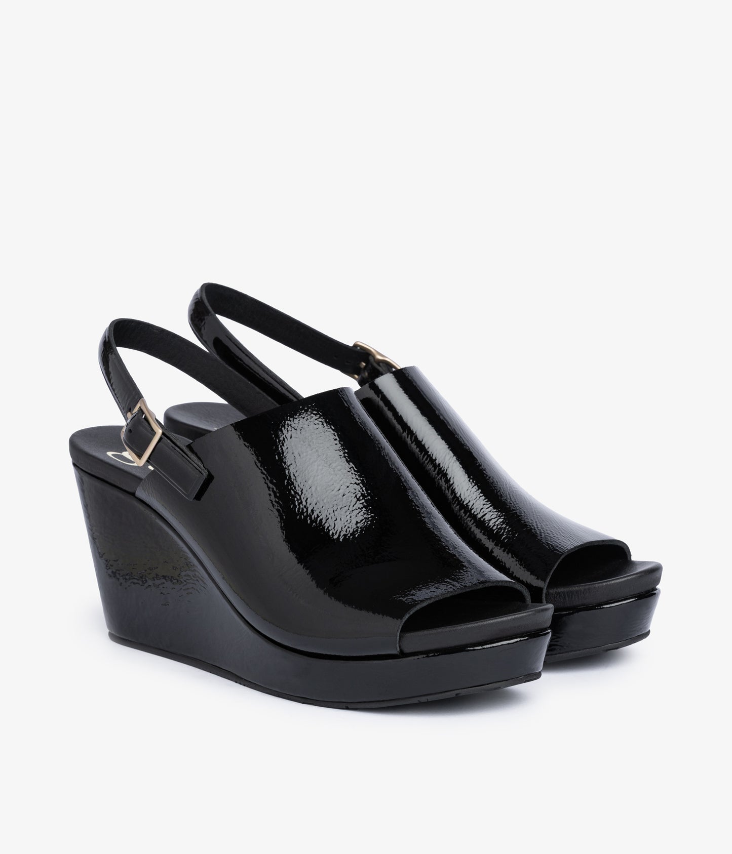 alvara / black castoro naplack