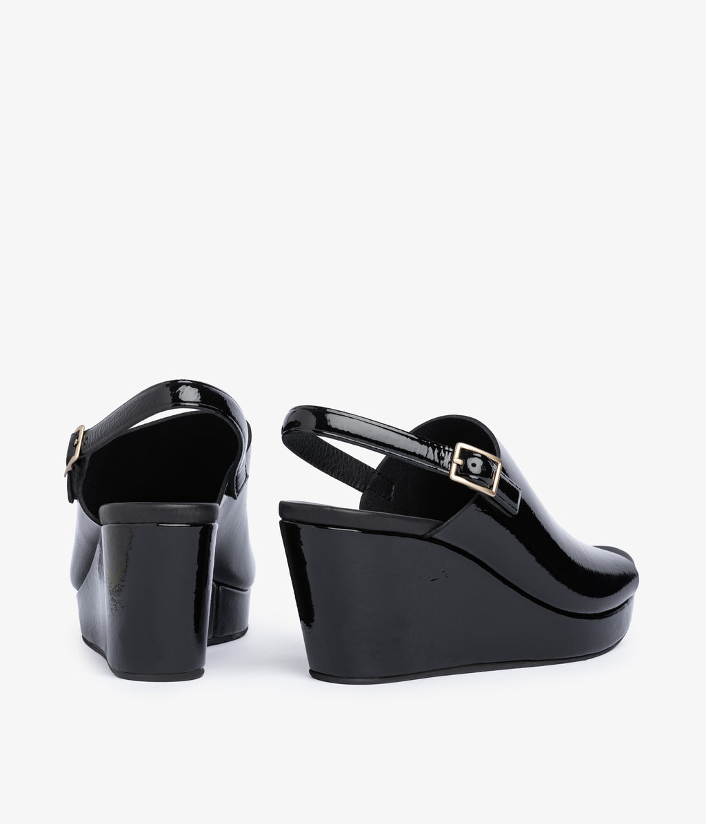 alvara / black castoro naplack