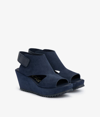 wedge sandal blue suede fenia aw25
pedro garcia 1