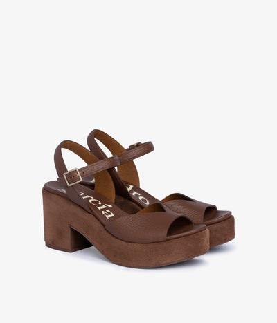 doina / chestnut cervo
