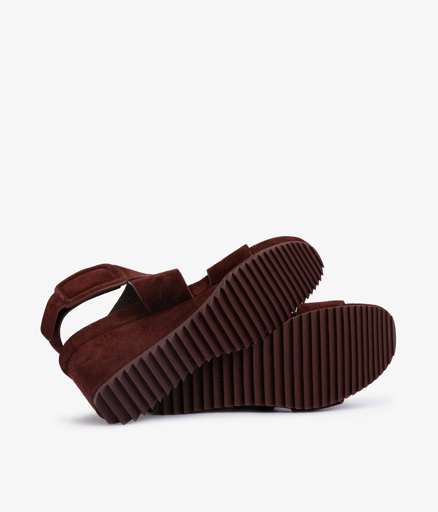 cande / brunette castoro